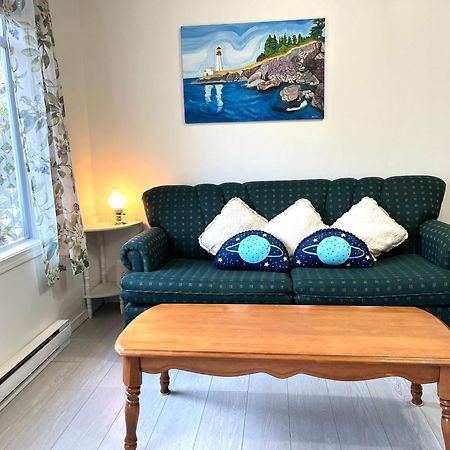 Hotel Summer Breeze Sooke Exterior foto